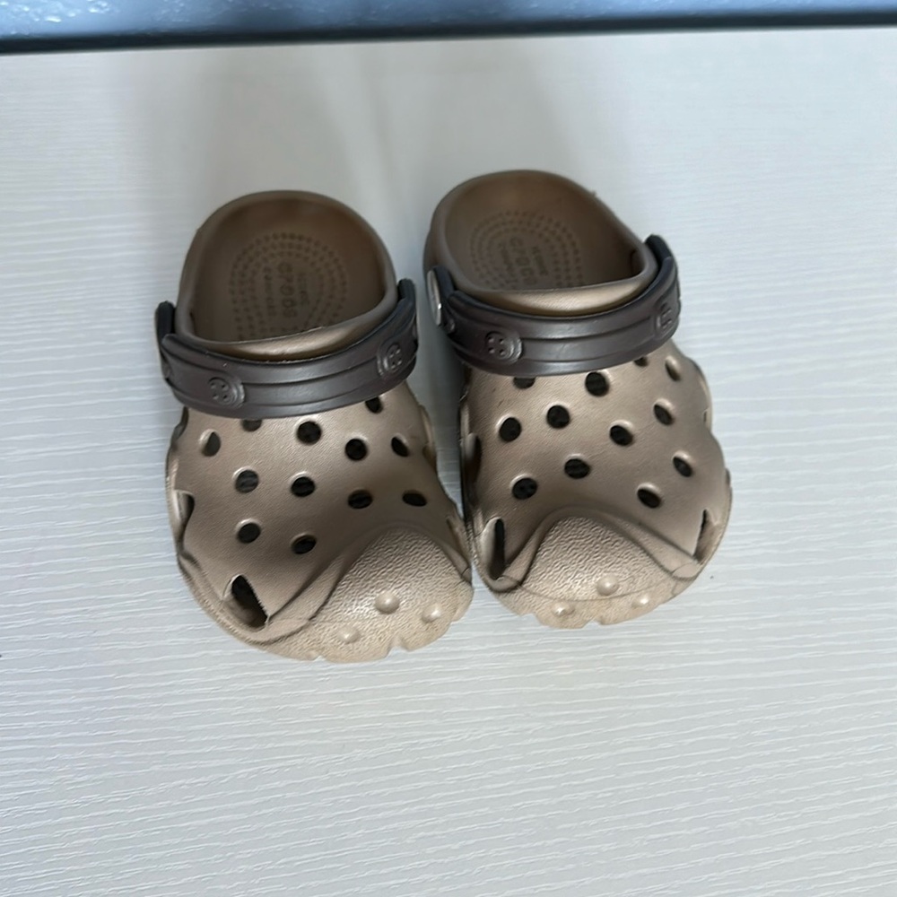 Toddler Croc size 7